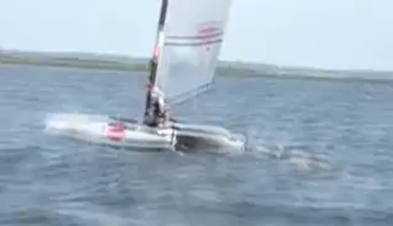 Glen Ashby en régate au Championnat d'Europe Class A Carcans-Maubuisson 2/