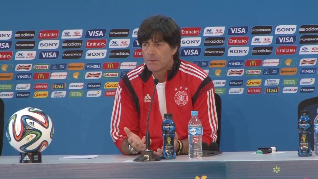 Löw: Schweini oder Khedira? "Nach Gefühl"