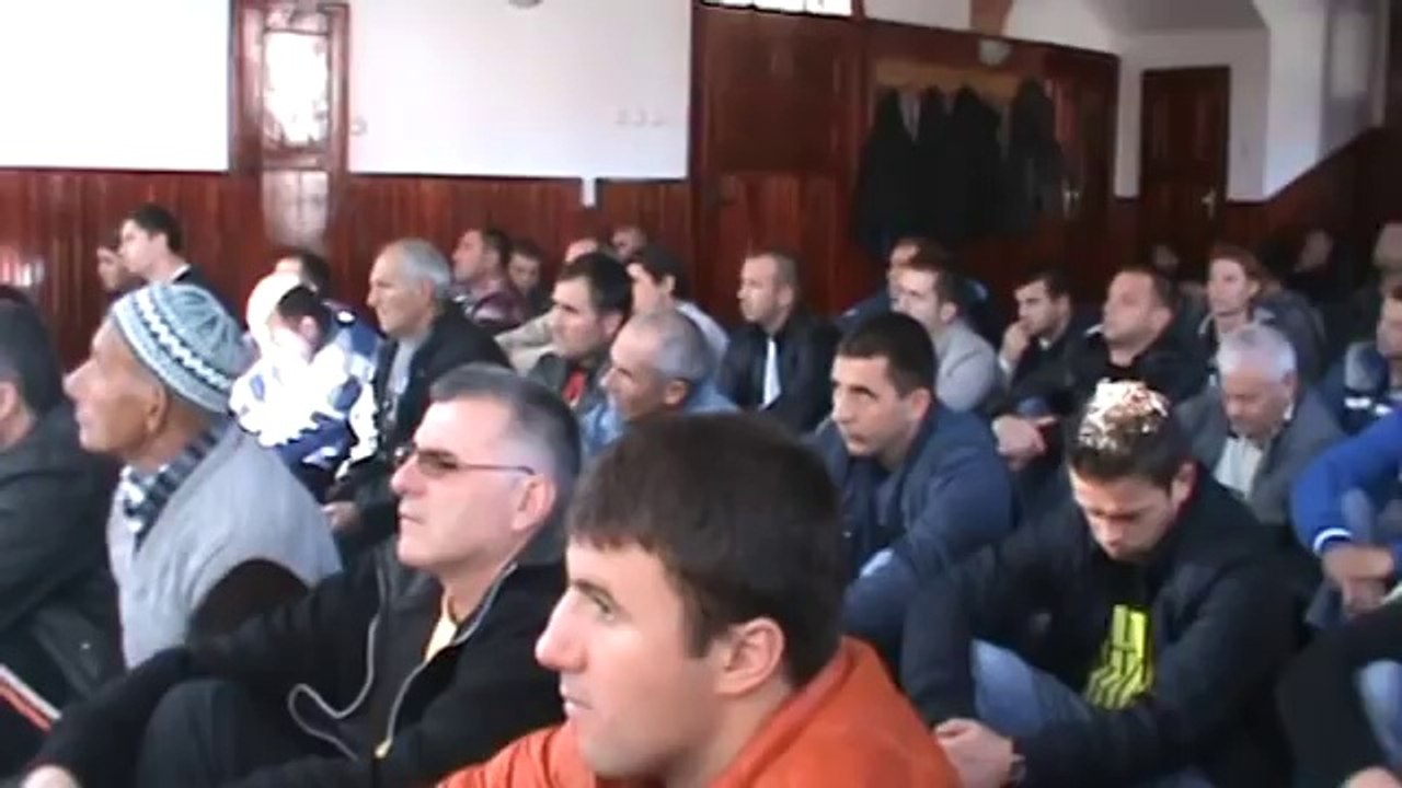 Който построи дом на Аллах, то Аллах му строи дом в Дженнета - Мухаммед Камбер