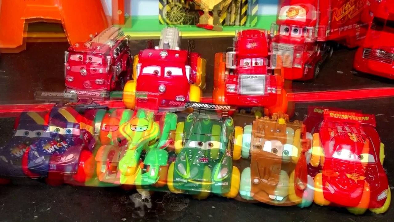 Pixar Cars Hydro Wheels with Cars from Cars and Cars2,  featuring Red, and Lightning McQueen and Mat