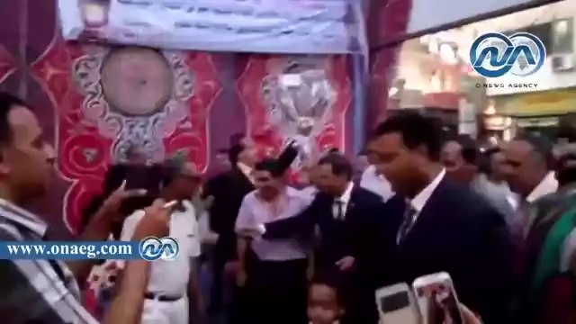 شاهد|| محافظ المنوفية يفتتح معرض للسلع الغذائية بأسعار مخفضة في شبين الكوم