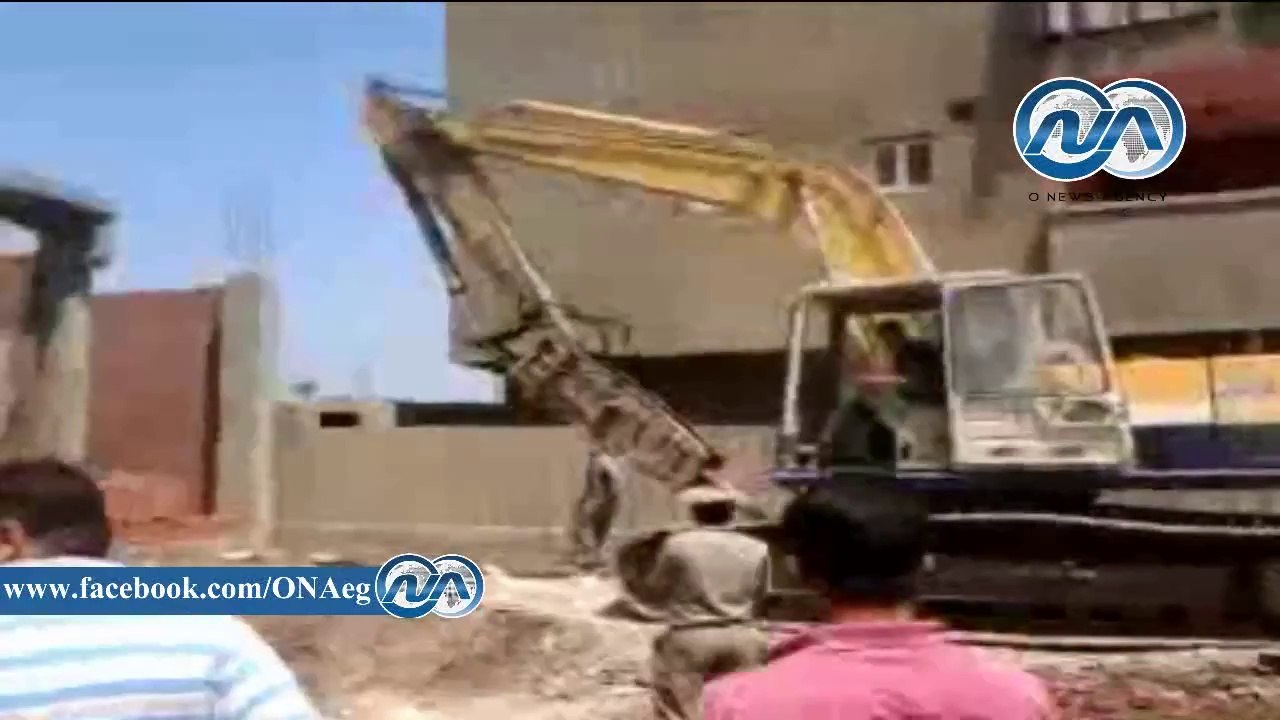 شاهد .. حملة مكبره لازالة 95 حالة تعدي على الأر...
