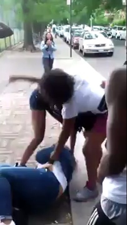 Oml they petty asl talking bout "Squad Shit" but that's a Old lady