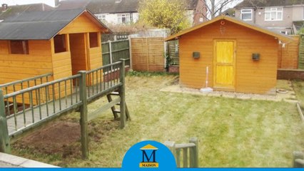 SEMI-DETACHED HOUSE WITH DRIVEWAY