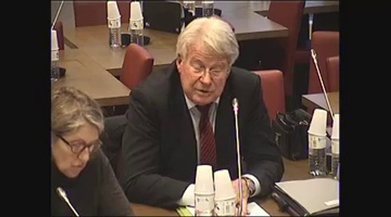 Audition de M. Jean Le Garrec et Mme Marie-Pierre Establie d'Argencé - Mardi 18 Décembre 2012