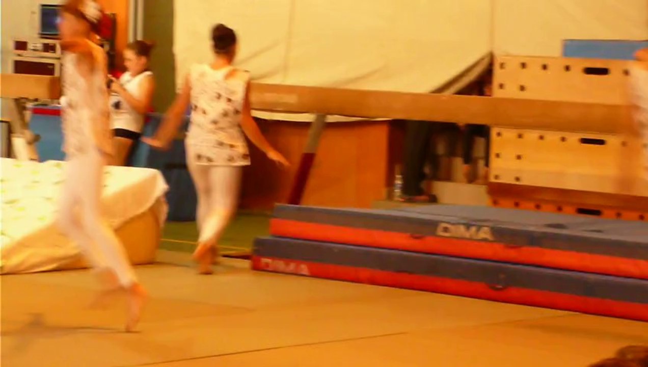 Maeva fait son show salle sport Carpentras  le 29 juin 14