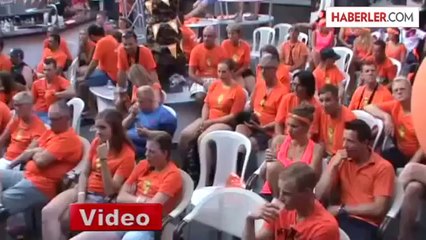 Marmaris'te Hollandalılar Çeyrek Final Maçını Coşkuyla İzledi