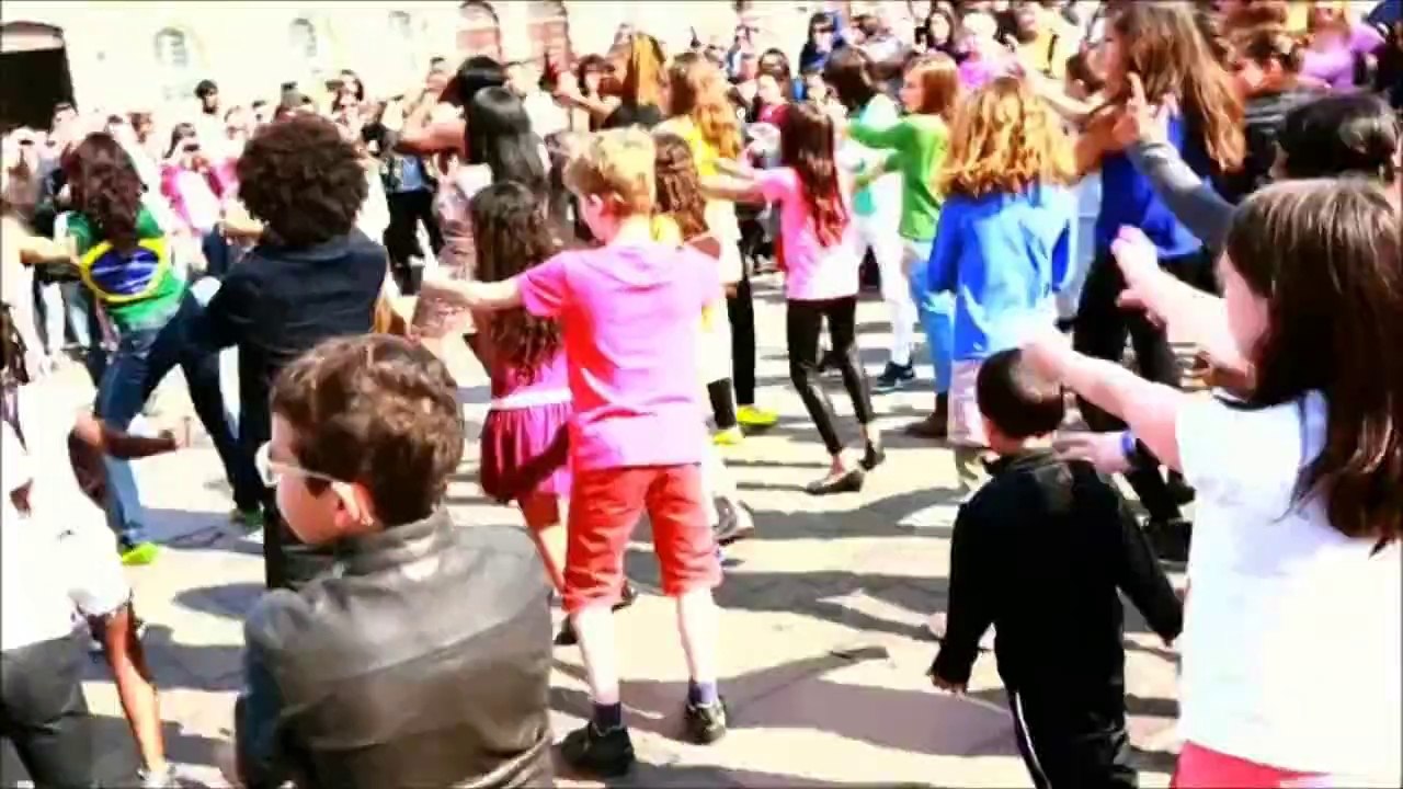 FLASH MOB-mini kelele