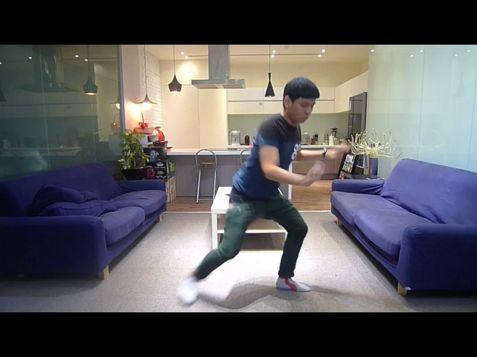 Tricks pour mettre un pantalon sans les mains! En mode ninja...