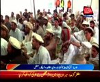 Bannu: IDPs stage sit in on Bannu- Kohat Road