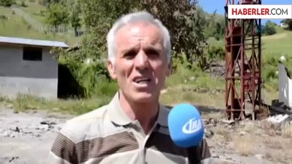 Yıldırım Düşen 500 Yıllık Cami Kül Oldu