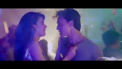 Raat BHaR - Heropanti - video song Hd