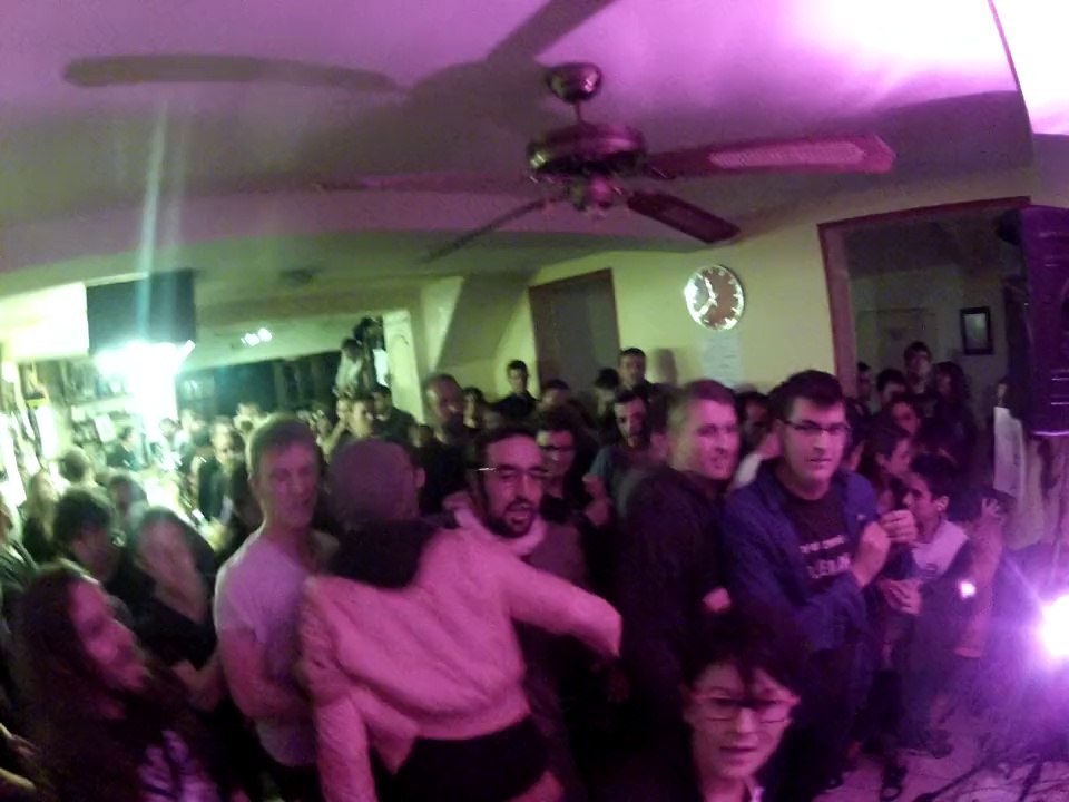 2 Les Vilains Clowns samedi 28 juin 2014 chez Pizza Tony à Brézé.