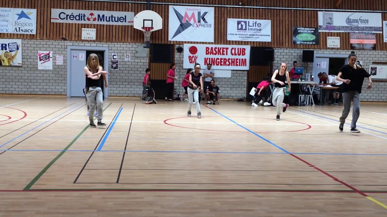 Danse de mes louloutes pour les restaurants du cœur le 1er juin 2014