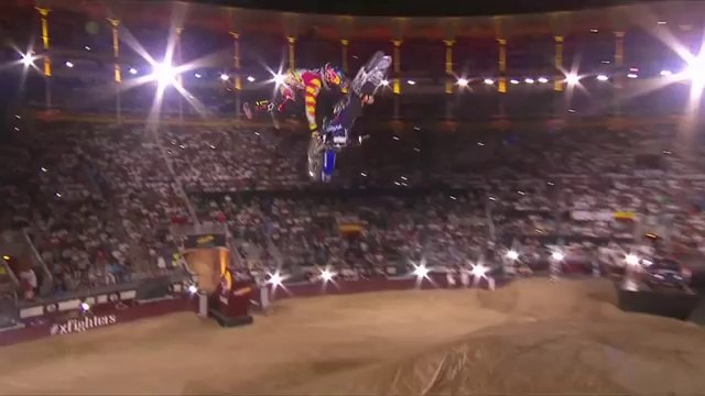 Tom Pagès : Premier Bikeflip FMX