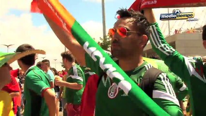 Costearon viaje a Brasil 2014 vendiendo bufandas