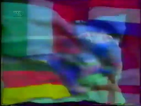 Заставка программы 'Футбол без границ' (РТР, 1992-1996)