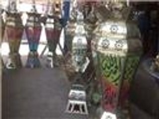 الفانوس من أبرز ملامح شهر رمضان الكريم