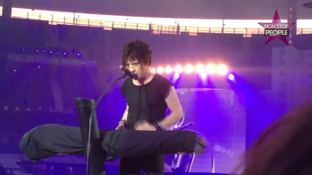 Indochine rend hommage à Renaud au Stade de France