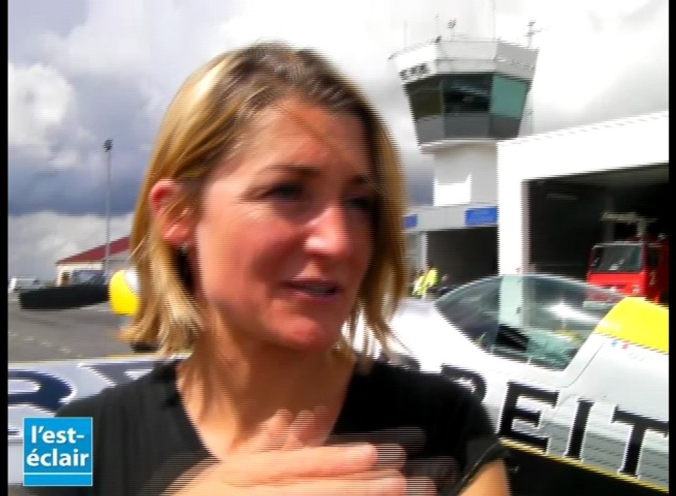 Rencontre avec la championne du monde de voltige au meeting de Barberey