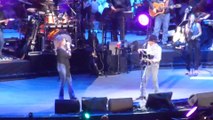 George Strait/Faith Hill - Let's Fall to Pieces Together (Live in Arlington - 2014) HQ