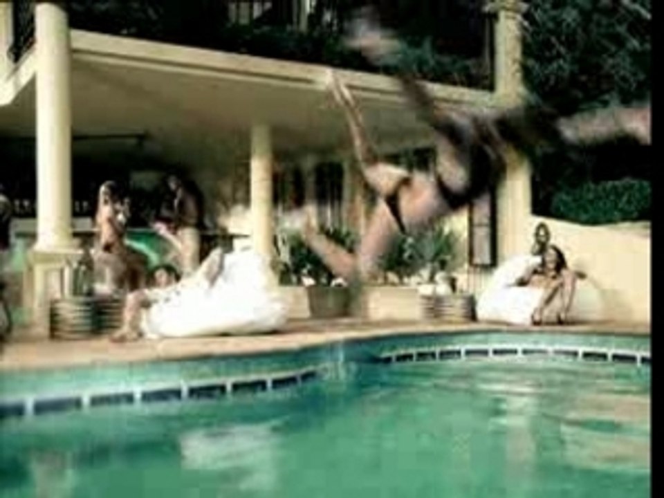 Pub hahn piscine-WHAT?