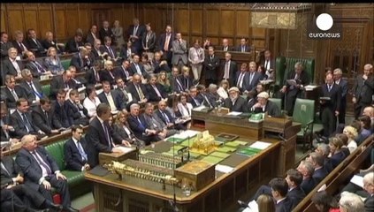 Ue, Cameron: ''Lavoreremo con Juncker''