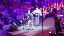 George Strait/Kenny Chesney - The Fireman (Live in Arlington - 2014) HQ