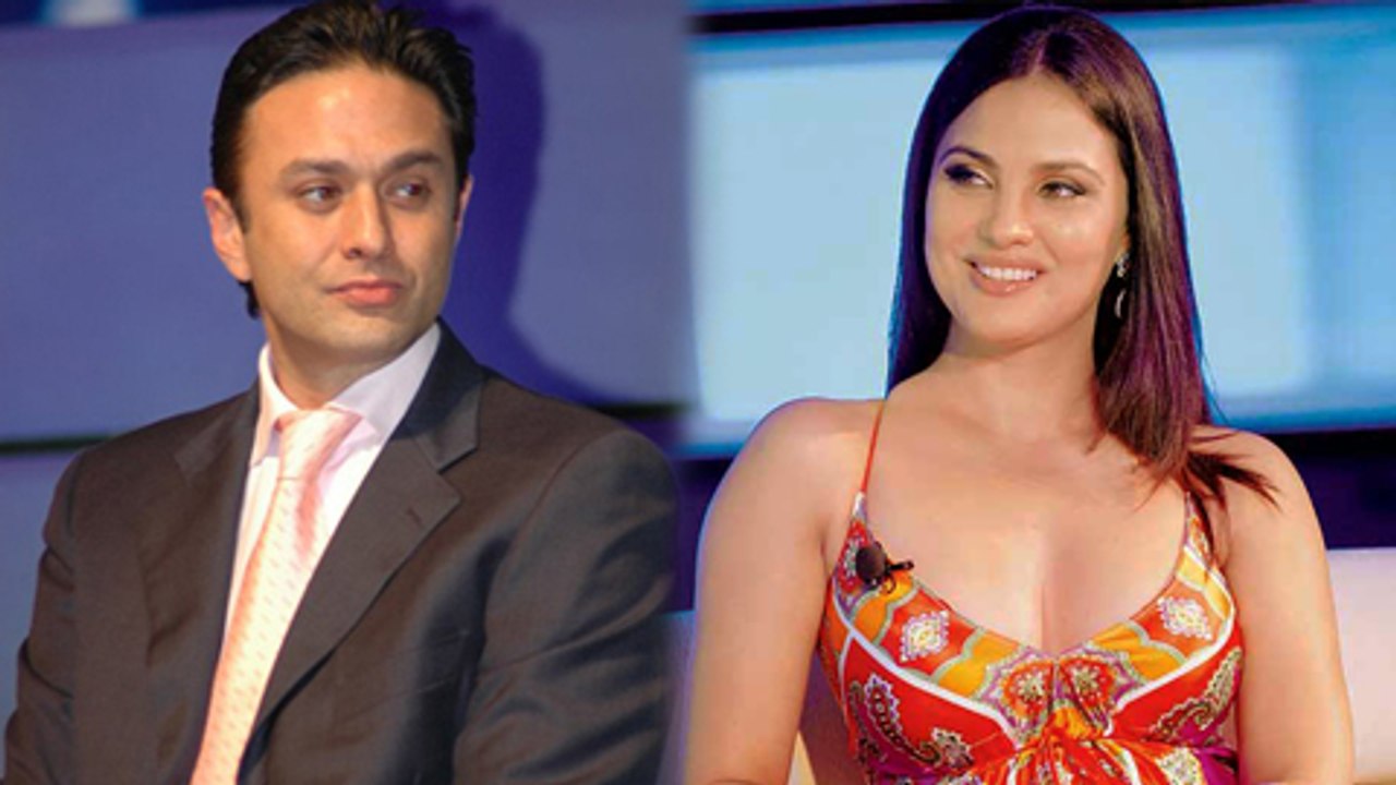 Lara Dutta Defends Her Ex-Boyfriend Ness Wadia in the #PreityNessMess