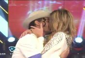 Pedro baile Video Clip con Paula haciéndole el aguante (previa hermosa-baile-jurado) - 30 de Junio