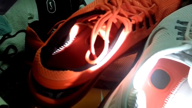 Cheap Nike Air Max Shoes,2013 Air Max Nike Cheap Replica vs Authentic White and Total Crimson