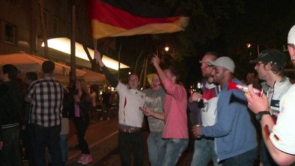 Mondial-2014: les supporteurs allemands soulagés mais critiques