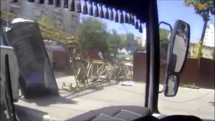 Cet homme est un miraculé IL échappé à un horrible accident !