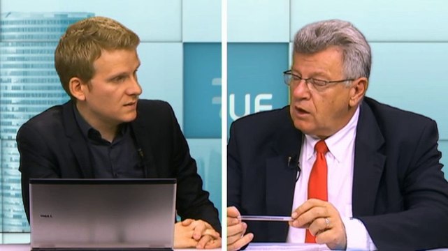 La majorité bousculée par le projet loi de financement rectificatif de la Sécurité sociale - Christian Eckert #DirectPolitique