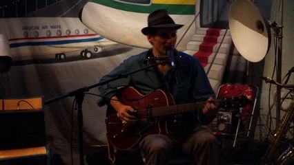 Concert de Rob Armus le 29 juin 2014 à Paris (chanson 11 sur 18)