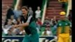 Chris Cairns 2 wickets in 3 balls vs Australia MCG 1997-98