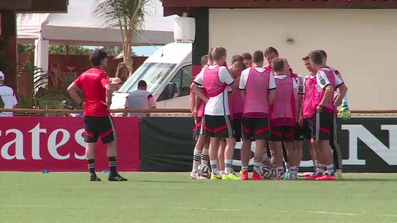 Keller und Heldt: 'Höwedes spielt sehr gut!'