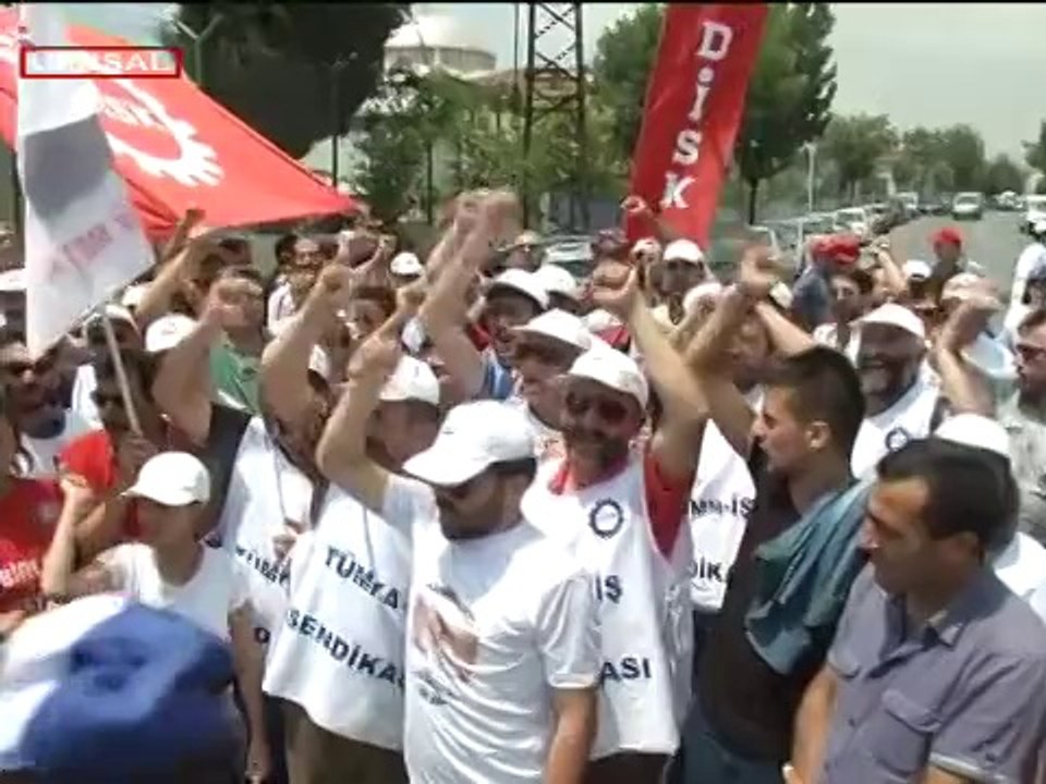 KİMBERLY CLARK İŞÇİLERİ GREVDE