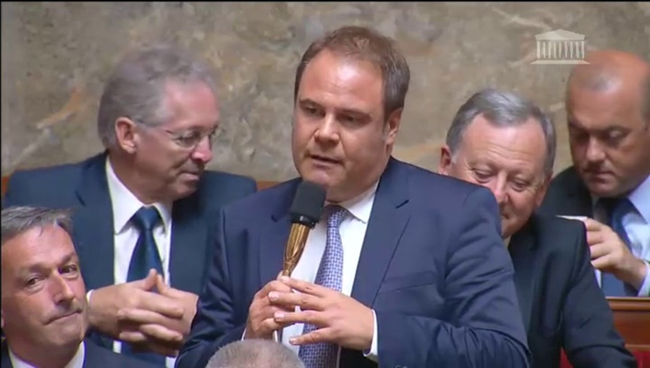 Question de Laurent Degallaix au Gouvernement sur la rénovation urbaine