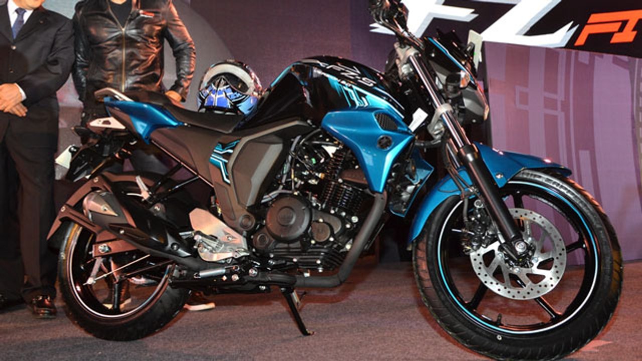 New 2014 Yamaha FZ FI Version 2.0 and FZ-S Launched In India