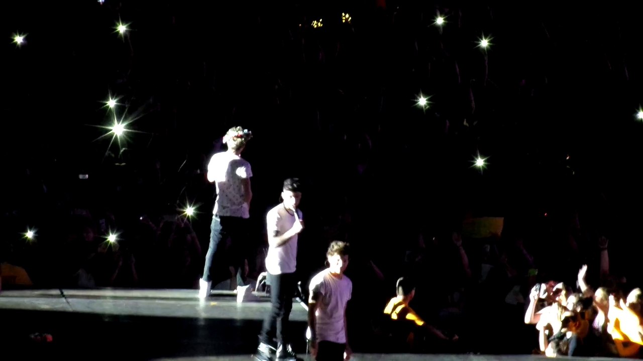 One Direction hershey park one way or another
