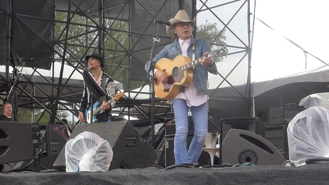 Dwight Yoakam - Turn It On, Turn It Up, Turn Me Loose/Act Naturally (Live in Houston - 2014) HQ #FPSF