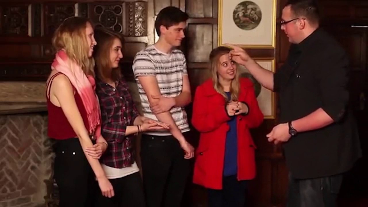 Ocular by Alex De La Fuente - Card Magic Trick