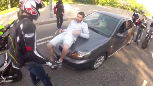 So violent Road Rage with a crazy and epic end.... Biker VS car driver!