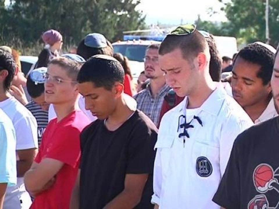 Jeunes retrouvés morts: les Israéliens divisés sur la riposte - 02/07