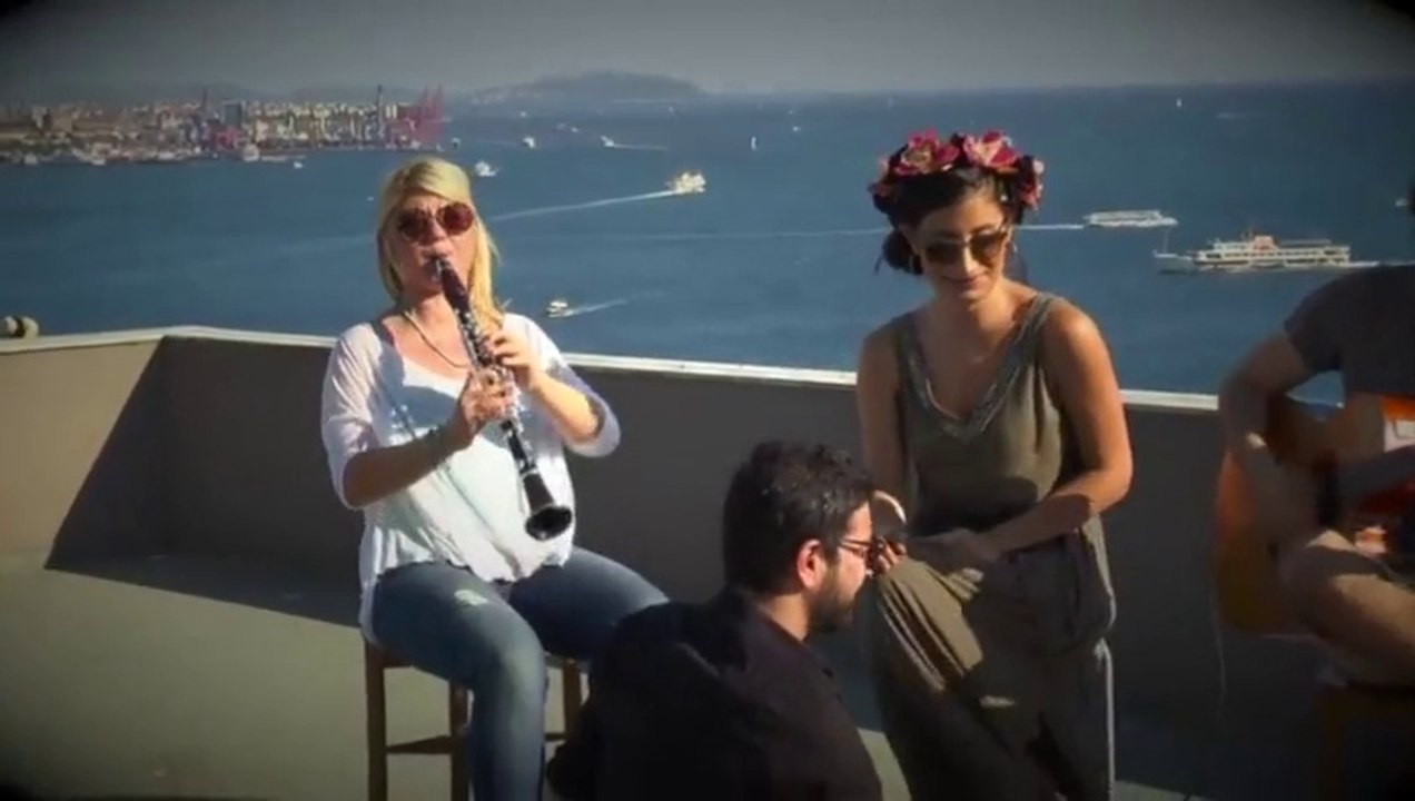 İrem Derici - Nazende Sevgilim (Canlı Performans) 2014