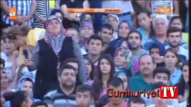 Bu kez de domuz eti sorusu: Gelinim torunuma domuz eti yediriyor