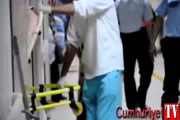 Karşıya geçmek isterken yaralandı