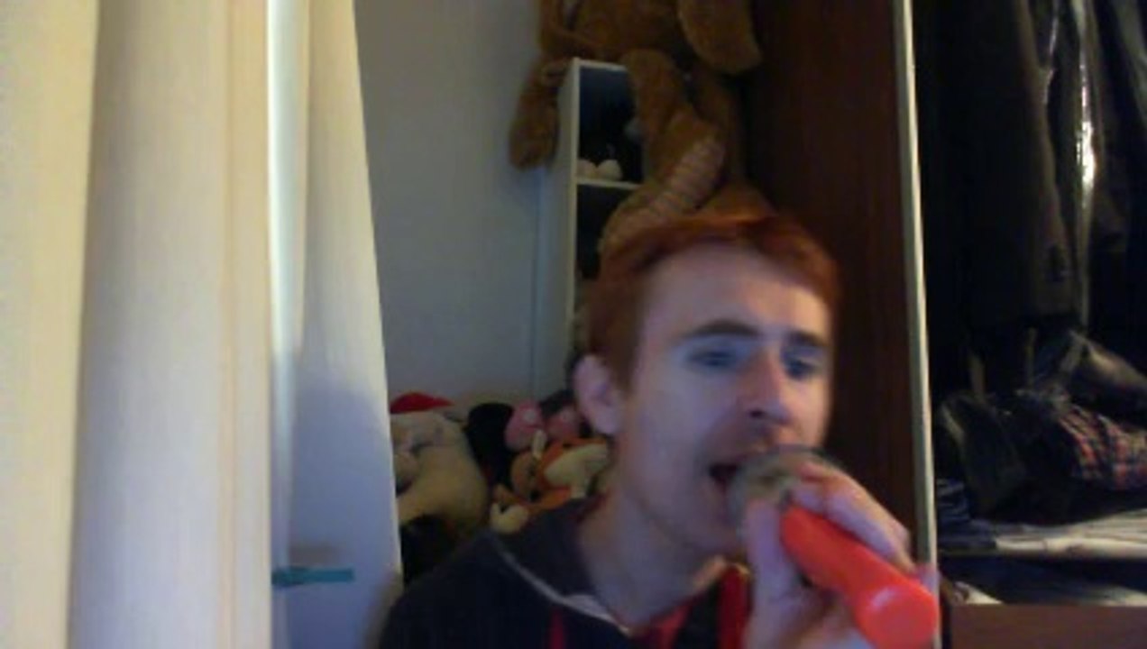 Wiwi égratigne "mysterious times" de Sash & Tina Cousins