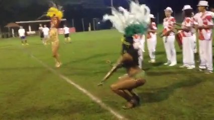 Le blog de Mario Albano : de la danse sur le terrain de Ribeirao Preto